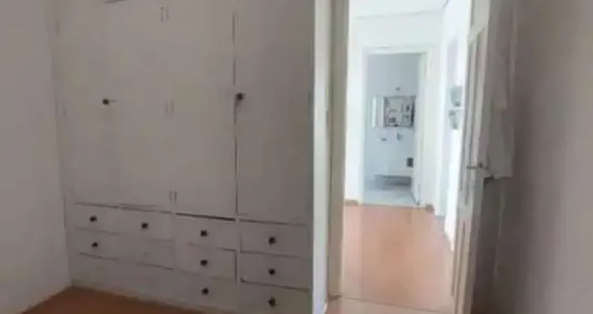 Casa de 120m² à venda, aclimação, são paulo, sp.  com 3 dormitórios, 2 banheiros, 2 salas, 4 vagas de garagem, varanda, área de serviço, edicula