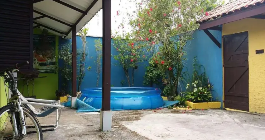 Excelente casa à venda, com 3 dormitorios, 1 suite e 3 vagas de garagem, localizado em santa cruz, itanhaém, sp