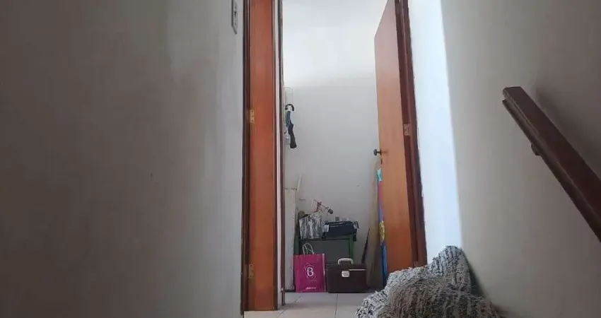 Otima casa terrea com 4 dormitorios, 3 vagas de garagem, e 180m² localizado na avenida pedro bueno jabaquara