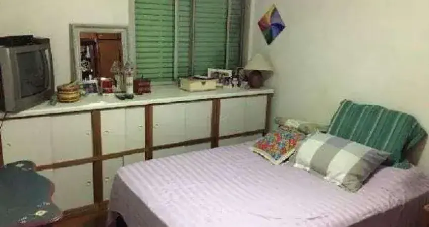 Apartamento à venda com 3 dormitórios, 1 suíte, 1 vaga e 111m², localizado em moema