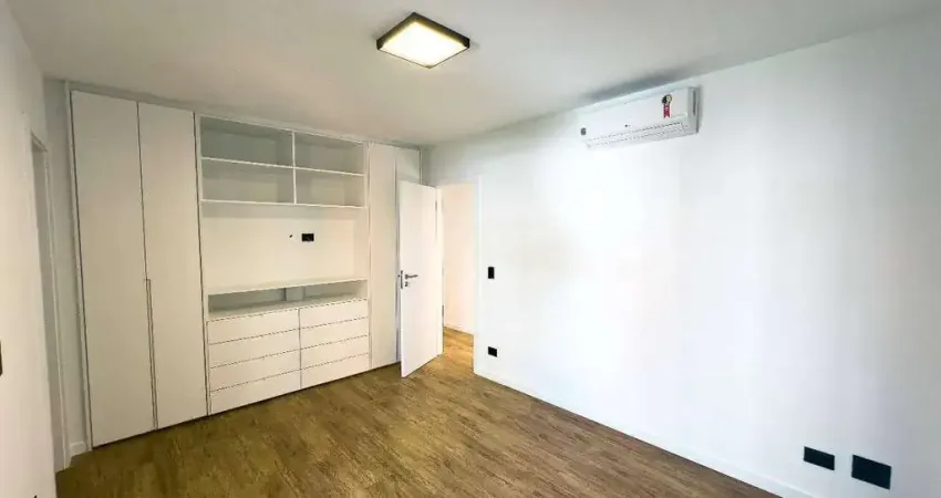 Cobertura duplex à venda, com  com 3 dormitorios, 3 vagas, 1 suite e 220m² localizado na vila andrade