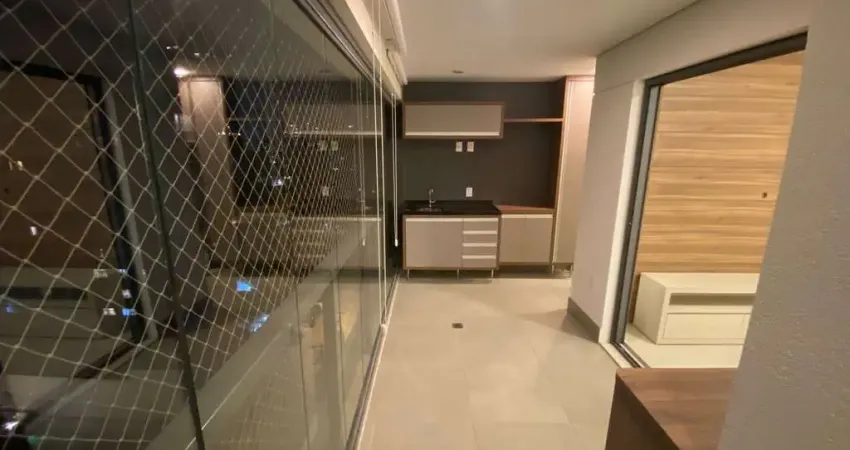 Apartamento com 72m² para locação, vila madalena, são paulo, sp. com 1 dormitório, sala ampla, sacada, 1 vaga para auto.