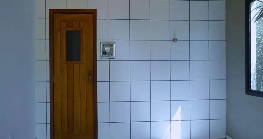 Apartamento duplex de 61m² à venda e locação, panamby, são paulo, sp. semi mobiliado com 1 suíte, banheiro, lavabo, sala, 2 vagas para auto.