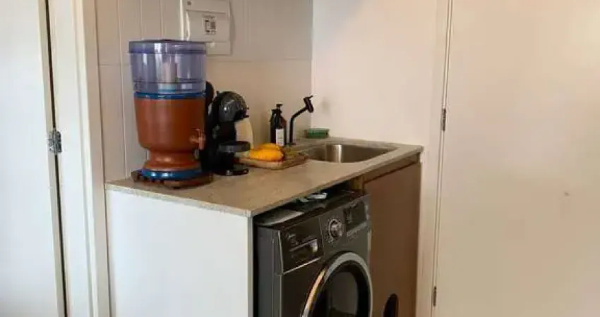 Apartamento à venda, com 28m², mobiliado, com 1 dormi, localizado no parque maria helena, são paulo, sp