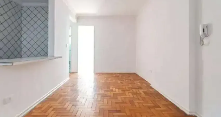 Apartamento gardem com 64m² à venda, consolação, com 1 dormitório, mobiliado e 2 quintais privativos.