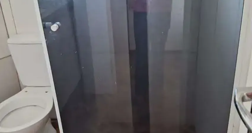 Apartamento para venda, semimobiliado com 1 dormitório e 42m², localizado na liberdade