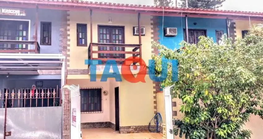 Casa à venda em condomínio, com entrada independente, palmeiras, cabo frio - rj
