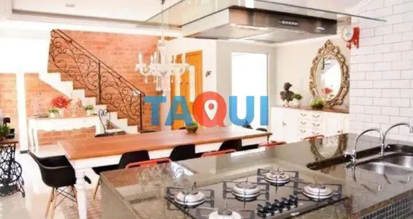 Casa à venda duplex com 5 quartos em IGUABA GRANDE - RJ