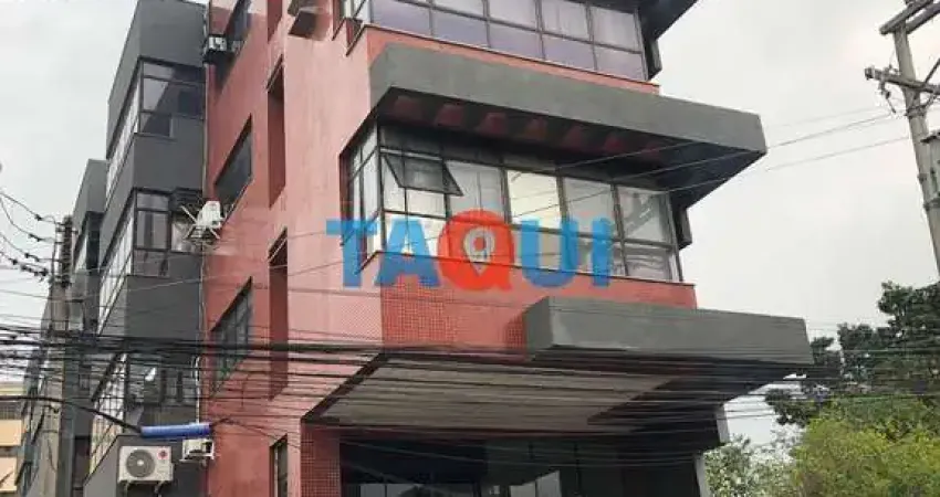 ALUGUEL DE SALA COMERCIAL EM EDIFÍCIO, NO CENTRO DE CABO FRIO-RJ.