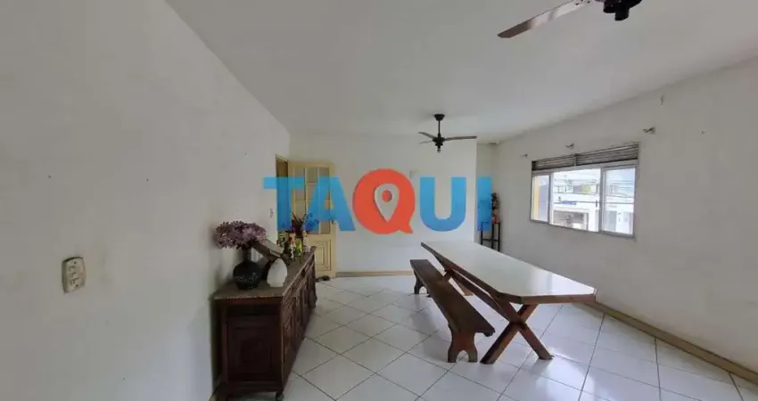 Casa comercial para alugar na Avenida Teixeira e Souza, 1172, Vila Nova, Cabo Frio