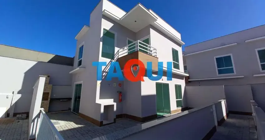 Casa duplex à venda, lançamento, com 3 quartos sendo 02 suítes e peró, cabo frio - rj