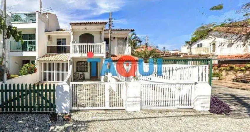 Casa duplex com 2 quartos à venda no bairro palmeiras em cabo frio - rj