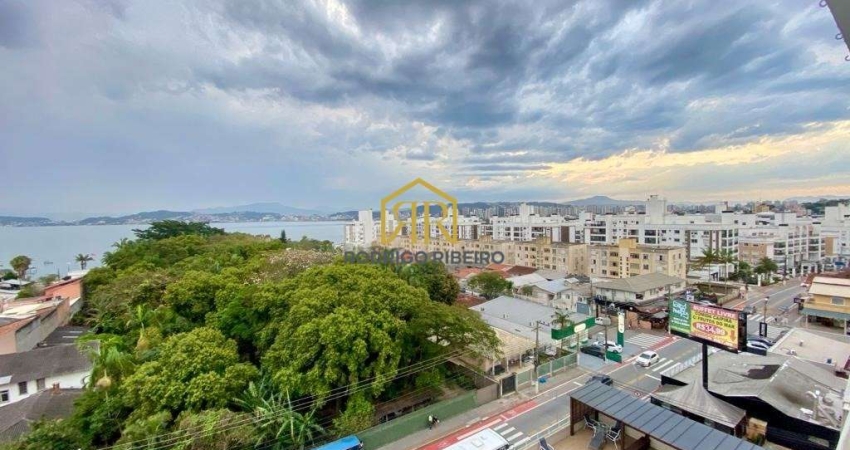 Apartamento com 3 quartos à venda na Rua Sílvio Possobon, --, Abraão, Florianópolis