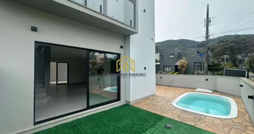 Casa com 3 quartos à venda na Rua Itaipu, --, Itacorubi, Florianópolis