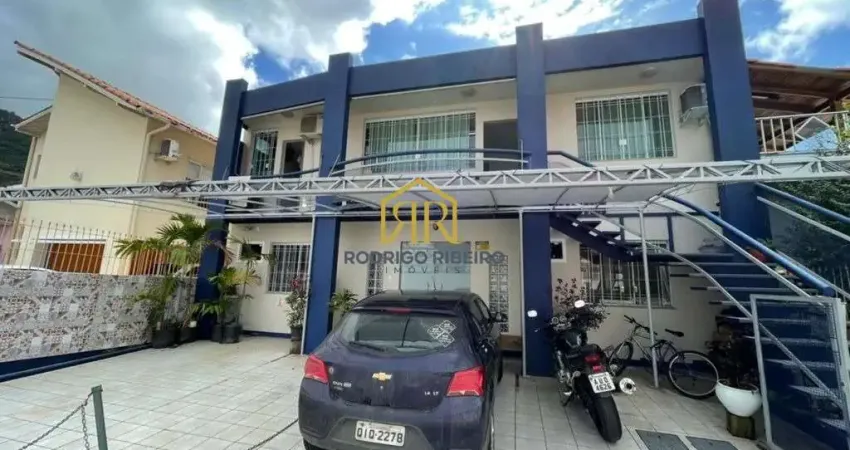 Casa com 10 quartos à venda na Rua João Celestino Pacheco, --, Trindade, Florianópolis