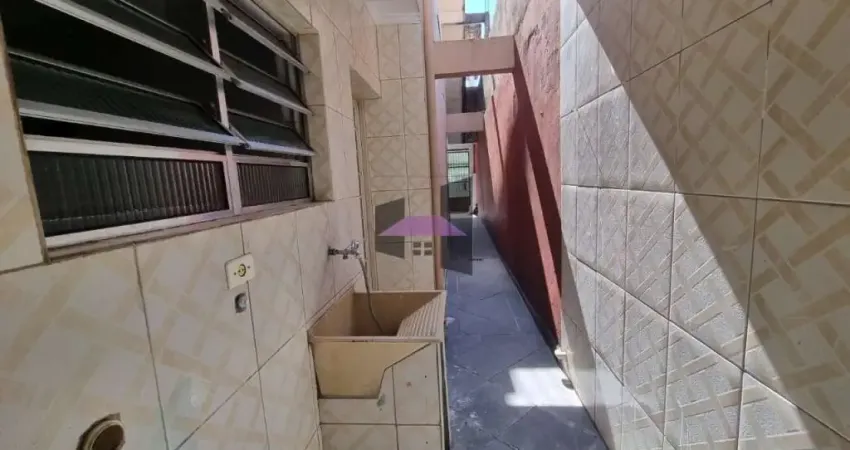Casa com 3 quartos à venda na Rua Pedro Pastrana, Jaraguá, São Paulo