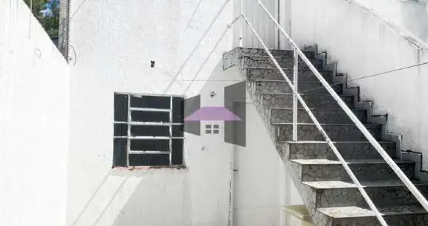 Casa com 3 quartos para alugar na Rua Cerro Corá, Vila Romana, São Paulo