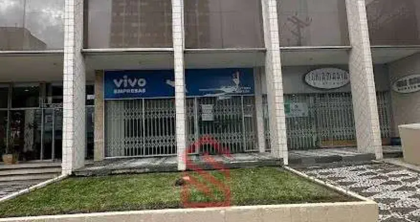 Imóvel Comercial de Alto Padrão em Condomínio no Alto da Glória - Curitiba-PR: 9 Salas, 5 Banheiros, 350m² - Venda ou Locação!