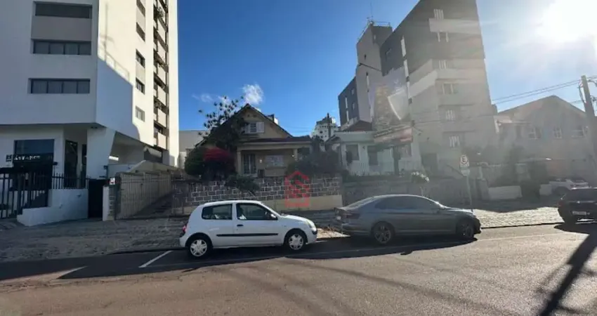 Terreno à venda em Curitiba-PR, 1.105,00 m² Capitão Souza Franco ZR4  divisa Batel  com testada de 23,70m