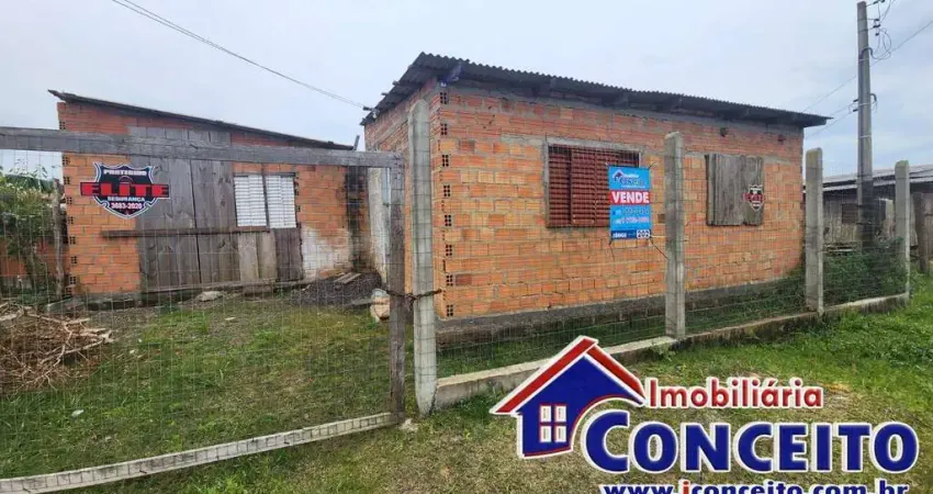 C793 - imóvel localizado em região de moradores no balneário albatroz