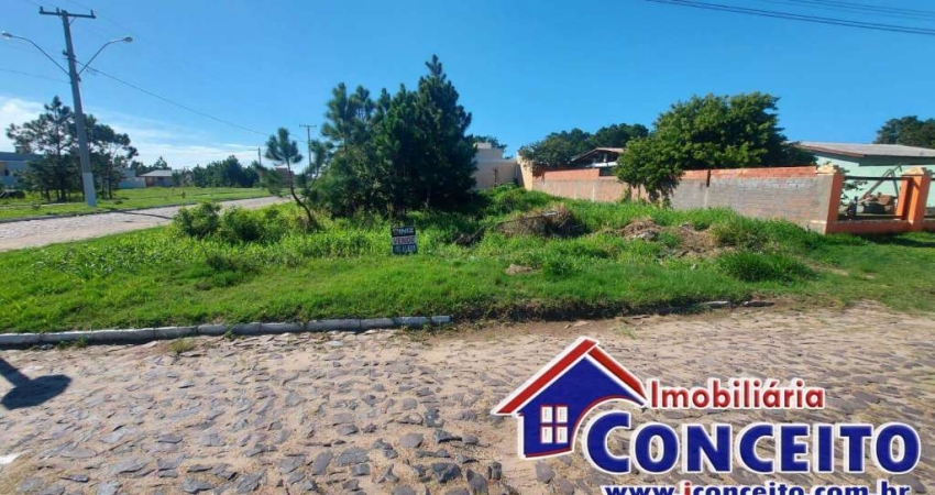 T1035 - Ótimo terreno de esquina localizado no Centro de Imbé