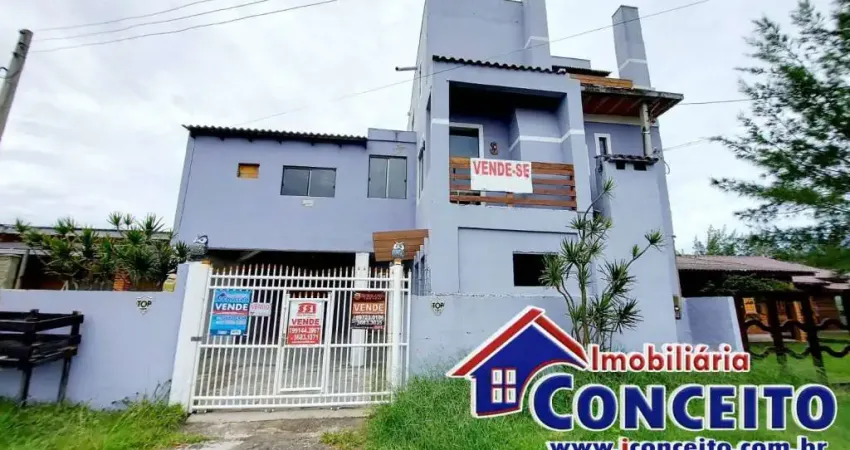 PC12 - Prédio comercial composto de 04 apartamentos em Mariluz