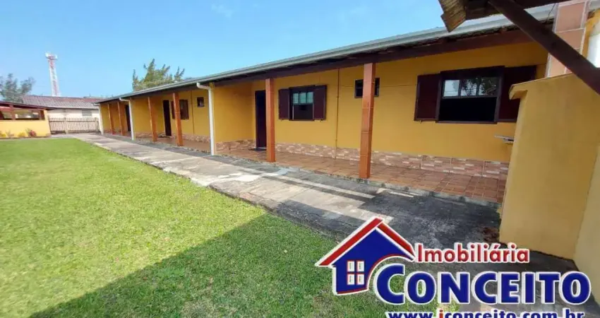 PC18 - Linda residência com 3 apartamentos no balneário Presidente