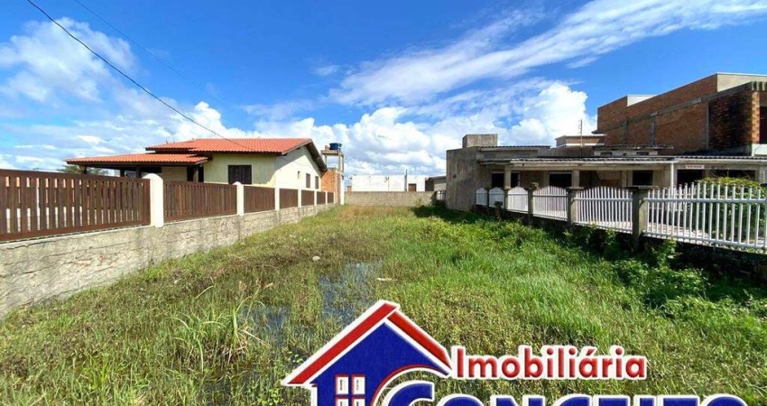 T225 - Ótimo terreno medindo 282m² a 50 metros do mar