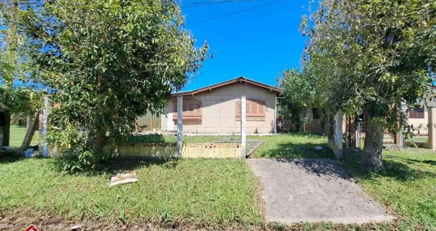 C128 - residência composta de 03 dormitórios em região de moradores