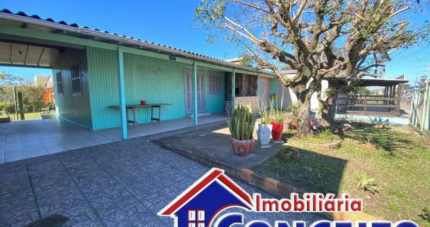 C285 - residência de esquina com 02 kitnets em ótima localização