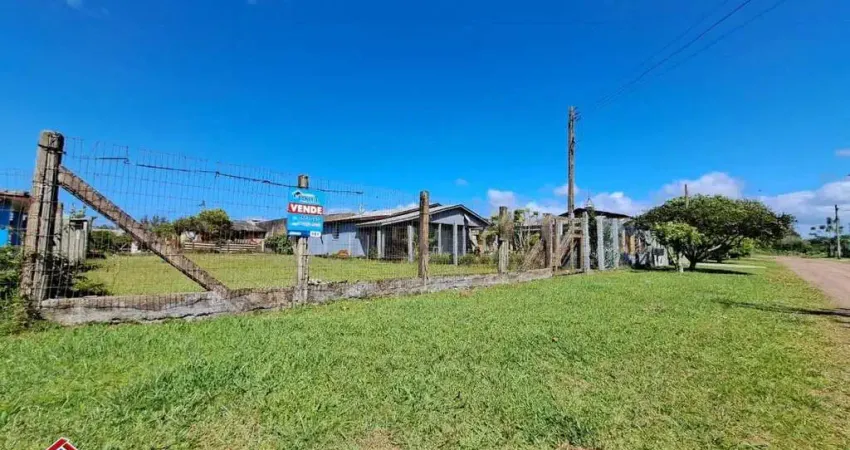 T137 - excelente terreno cercado situado em região de moradia