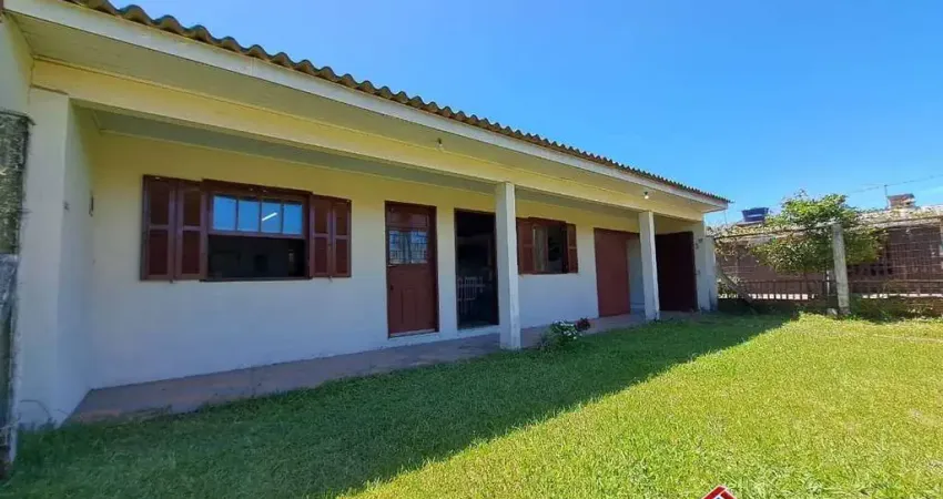 C50 - ótima residência composta de 02 suítes em boa localização