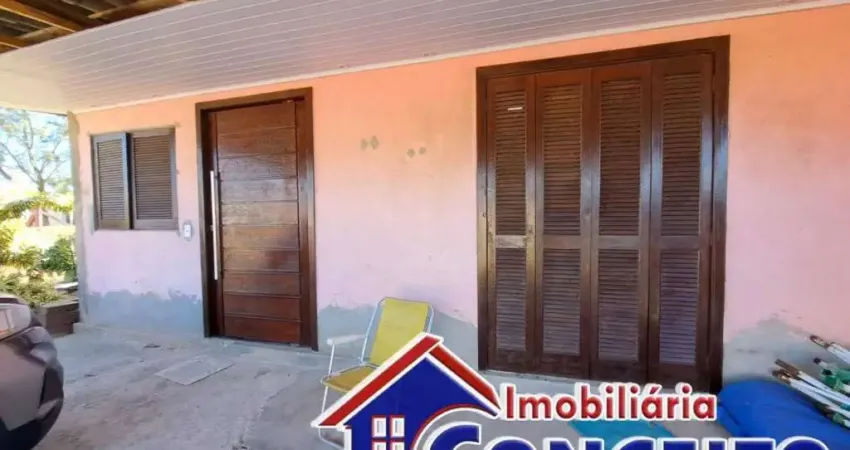C455 - Lindo imóvel a 500 metros do mar localizado no Balneário Imara