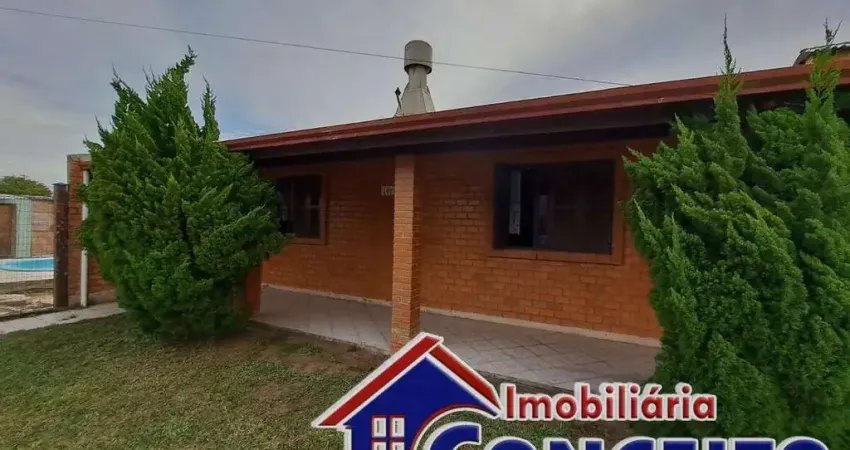 C168 - Excelente residência a 200 metros do mar no balneário Presidente