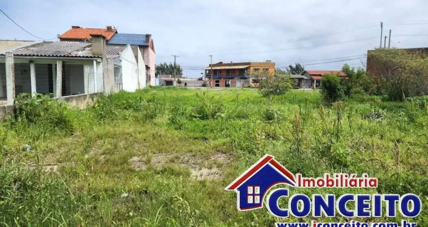 T80 - Lindo terreno com ótima localização próximo a comércios