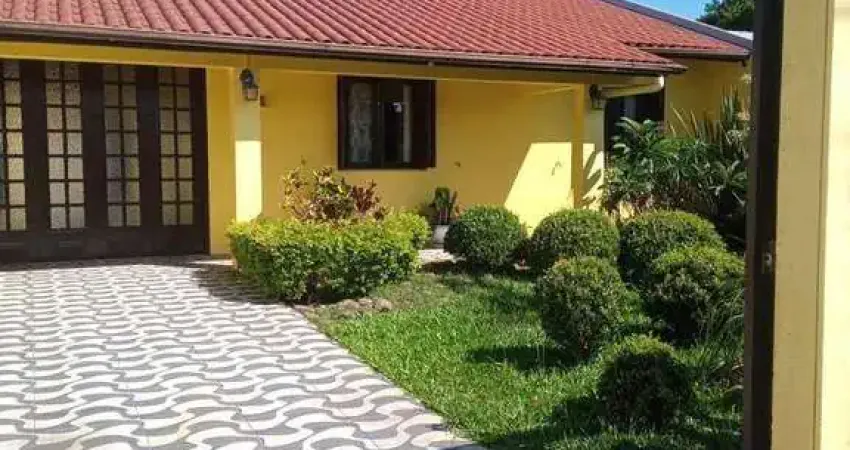 C400 - Ótimo imóvel com anexo localizado em região de moradores