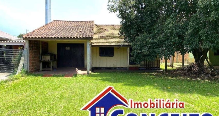 C140 - Residência mista composta de 04 dormitórios localizada em Mariluz