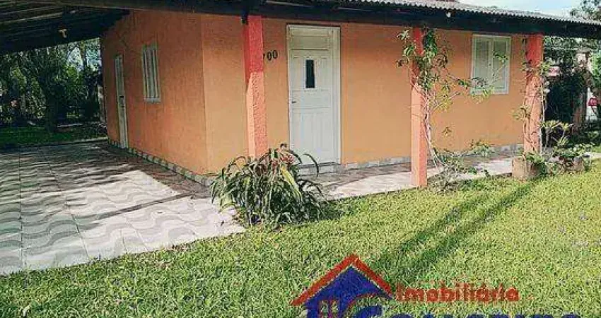 C41 - Excelente residência de esquina com anexo localizada em Avenida