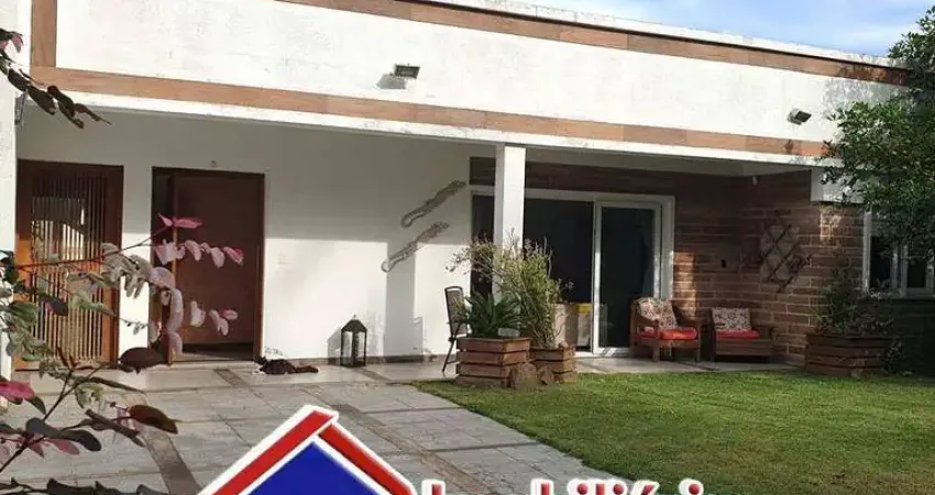 C1059 - belíssimo imóvel com piscina em ótima localização no centro de imbé