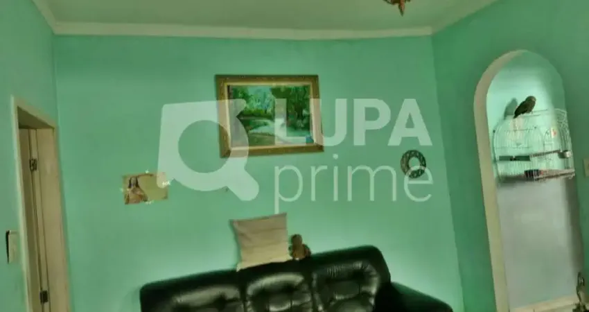 CASA TÉRREA COM 1 QUARTO PARA VENDA, PARQUE NOVO MUNDO.