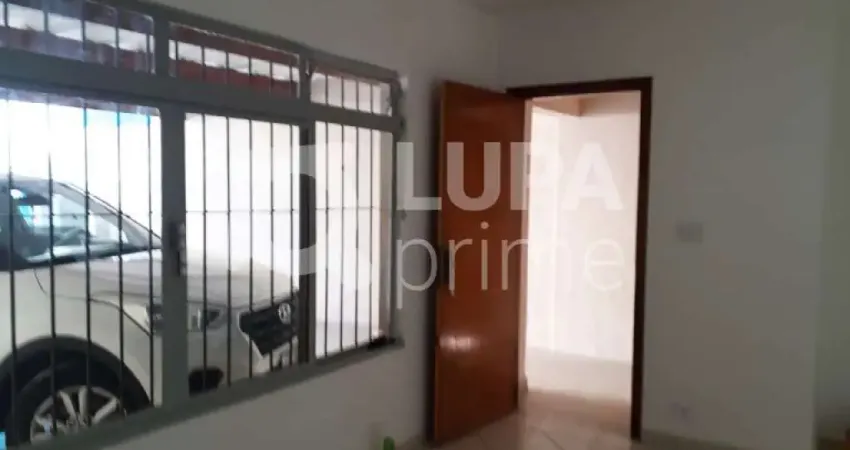 CASA TÉRREA COM 3 QUARTOS PARA VENDA, CHORA MENINO, SÃO PAULO