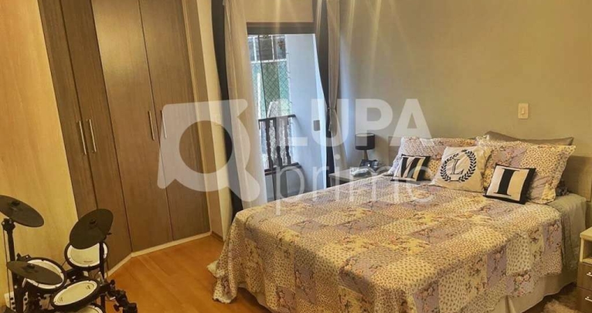 SOBRADO COM 3 QUARTOS E 2 VAGAS DE GARAGEM PARA VENDA, VILA GUSTAVO, SÃO PAULO