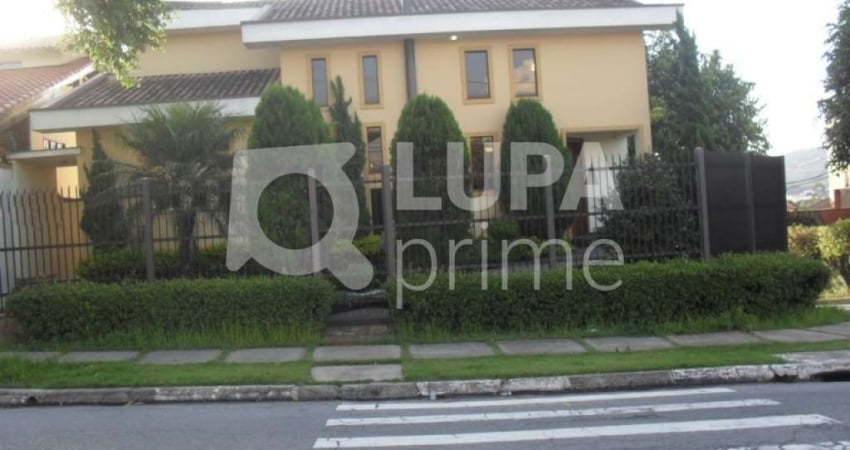 Casa com 4 quartos para alugar na Rua Eduardo Vicente Nasser, 167, Barro Branco (Zona Norte), São Paulo