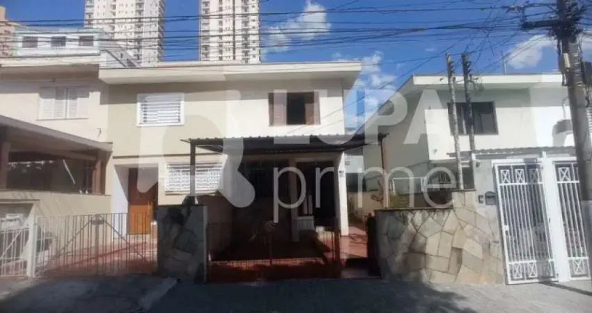 Sobrado com 3 dormitórios de 120 m² à venda, na Água Fria