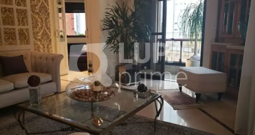 Apartamento com 3 dormitórios e 5 banheiros à venda na Mooca