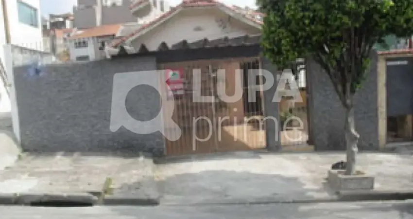 CASA COM 4 DORMITÓRIOS 2 VAGAS  DE GARAGEM - NA ÁGUA FRIA