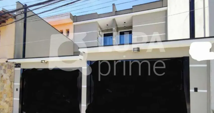 Sobrado com 3 suítes á venda na Parada Inglesa