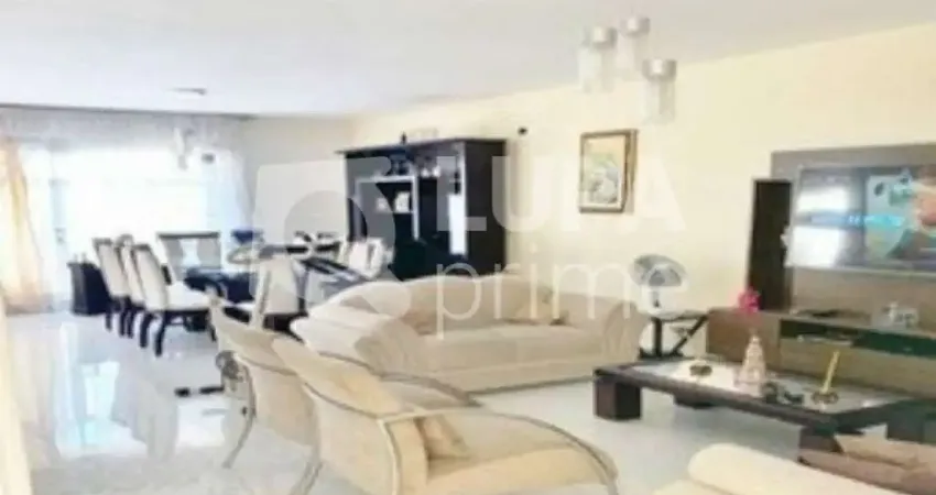 Casa com 6 quartos à venda na Rua Cornélio Serafim, 189, Jardim Yara, São Paulo