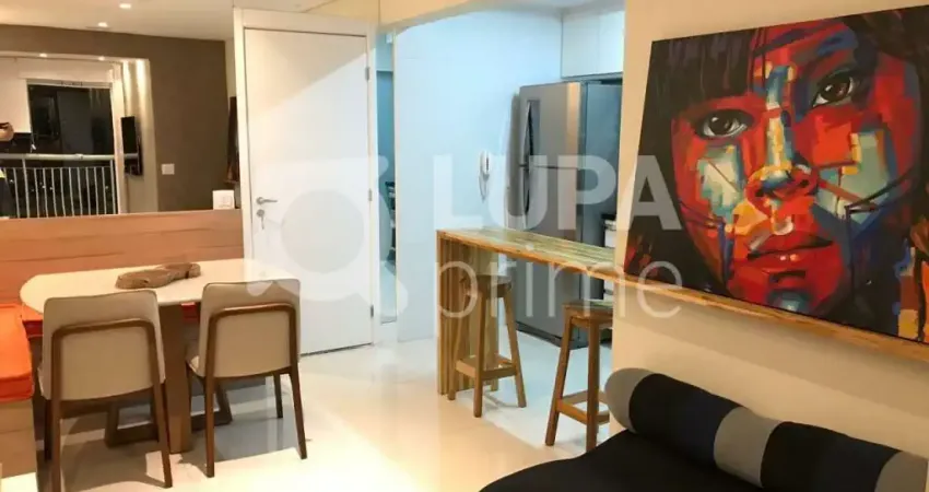 Apartamento com 2 dormitórios à venda na Vila Ester!