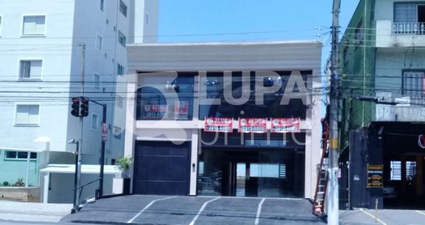 Prédio à venda na Avenida Nova Cantareira, 1280, Tucuruvi, São Paulo